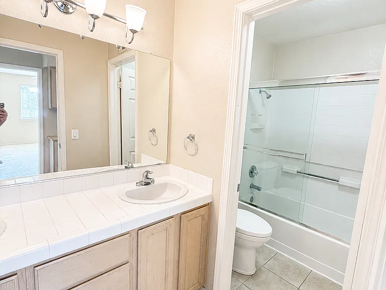 1281 Osprey St — Photo 11