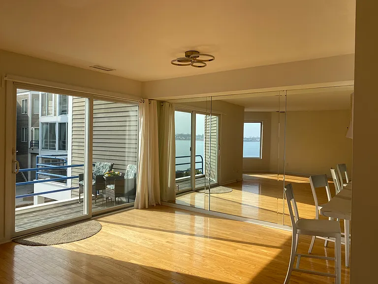 12 Harbour Close — Photo 10