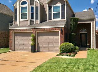 2957 N Bend Dr, Dallas, TX 75229