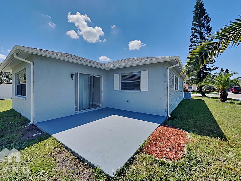 9116 Glen Moor Ln — Photo 16