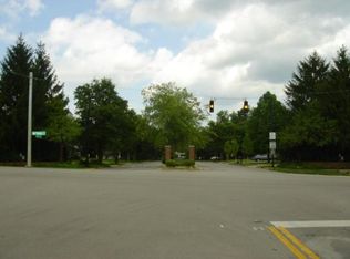 1116 Autumn Ridge Dr, Lexington, KY 40509