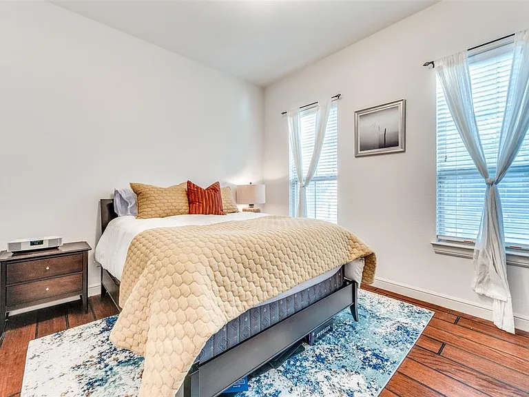 8261 Short St — Photo 18