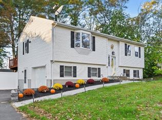 53 Bigelow Rd, Webster, MA 01570