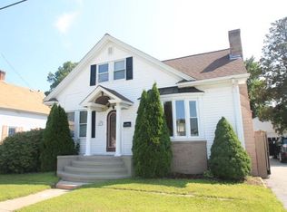 17 Garfield St, North Providence, RI 02904