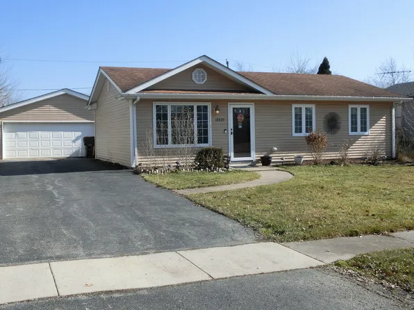 19539 Sycamore St, Mokena, IL 60448