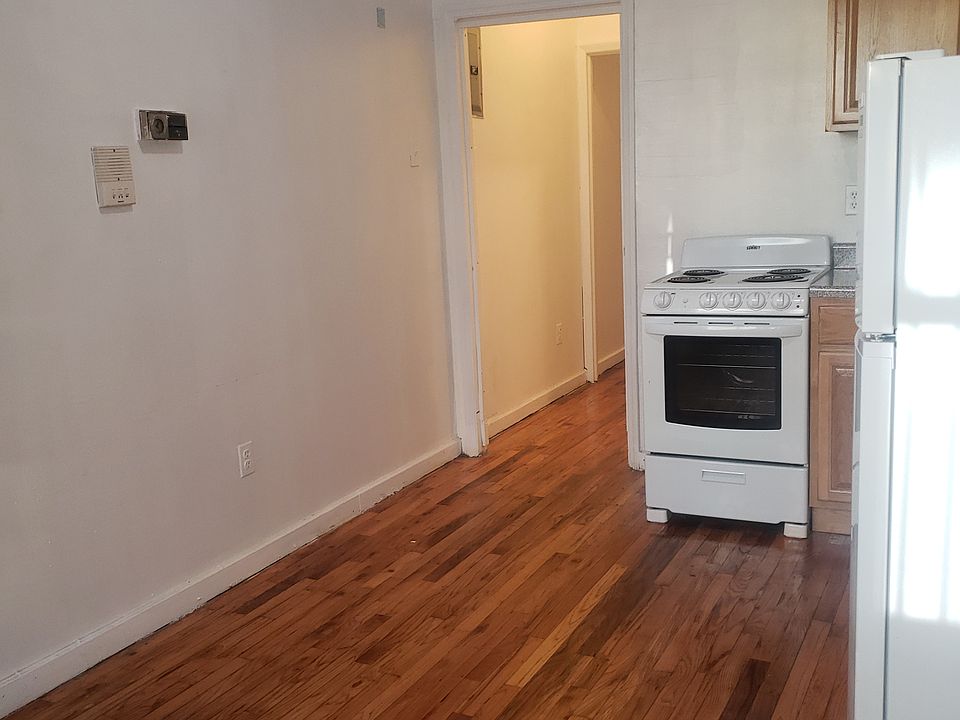 2nd image of 6 Malcolm X Blvd #1F