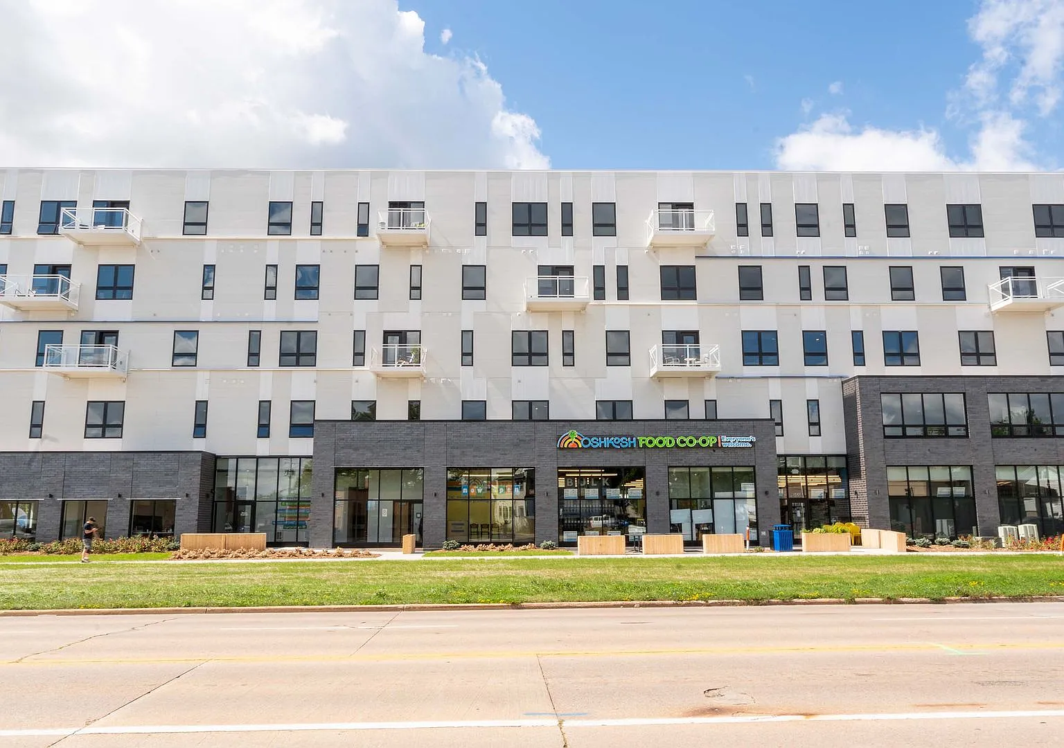 Brio Building — Photo 1