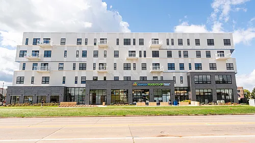 Brio Building Photo 1