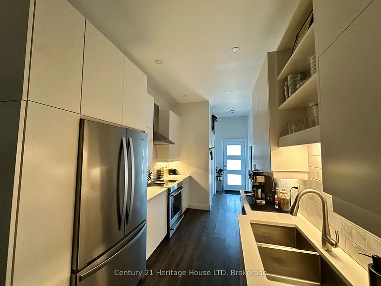 591 Niagara Blvd #9 — Photo 5