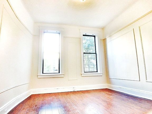 5th image of 34-21 42nd St #1N