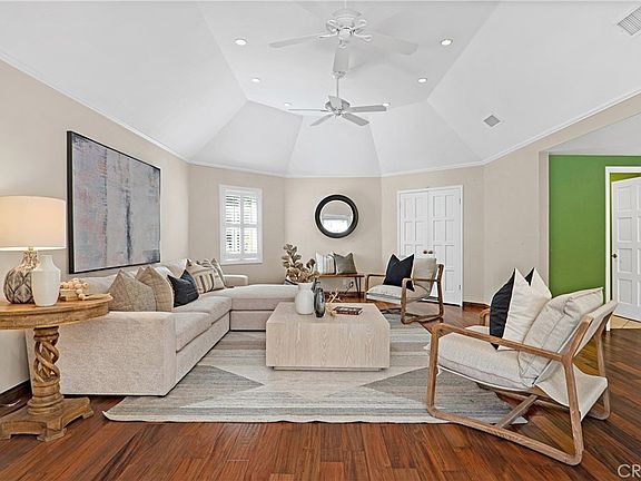 5th image of 26346 Sorrell Pl