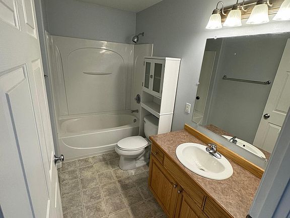 4th image of 1780 E Neil Cir APT 4