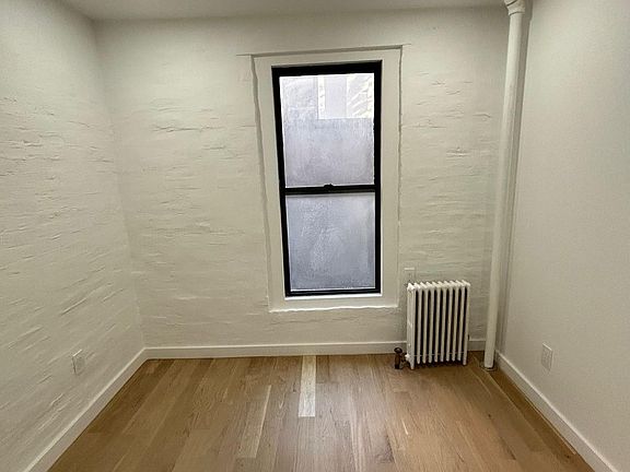 3rd image of 251 Pacific St APT 9