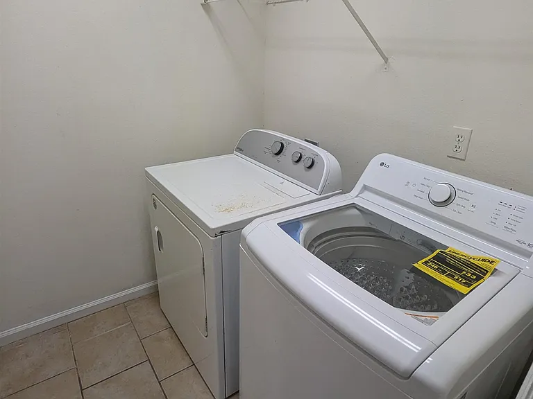 3100 Dunkeld Ct — Photo 5