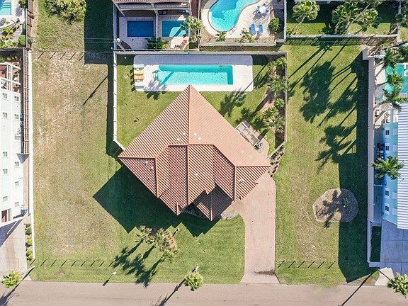5th image of 117 E Capricorn Dr