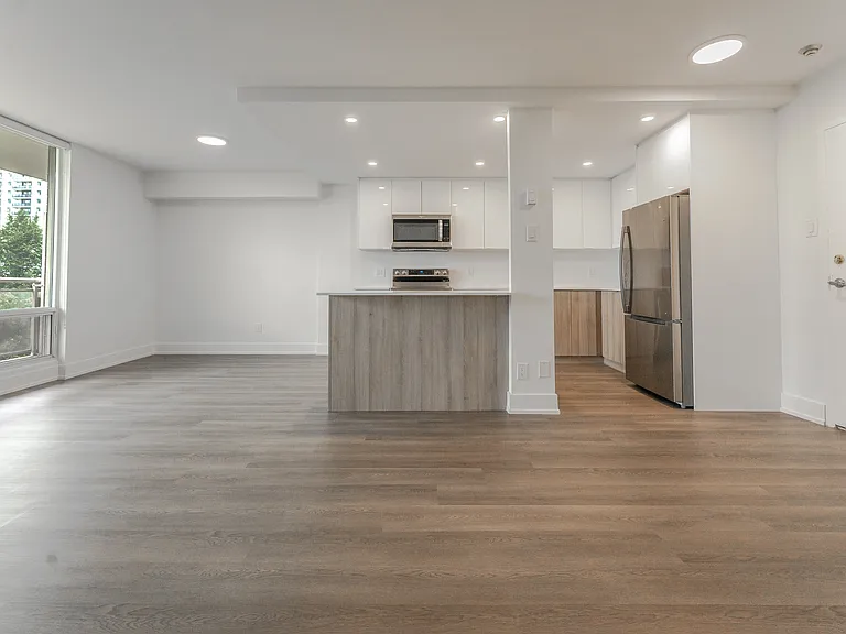 2 Secord Ave — Photo 19