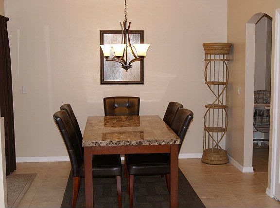 5th image of 30 Lindberg Ln