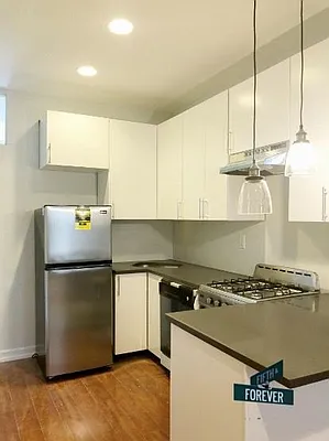 Rented by Fifth & Forever LLC | media 10