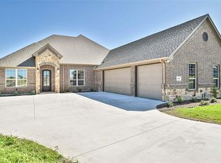 115 Gray Fox Ct, Godley, TX 76044