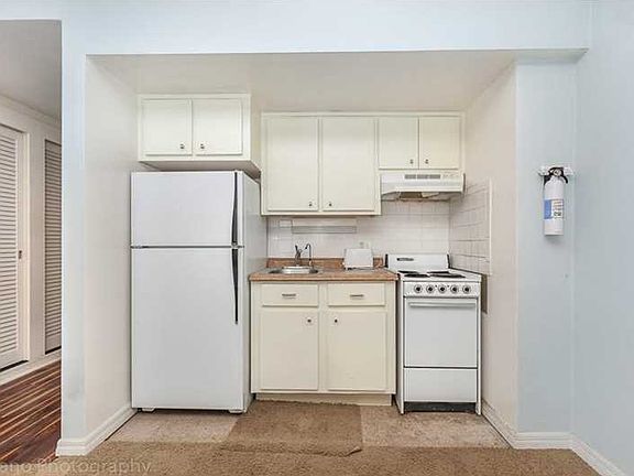 4th image of 1250 West Ave APT 8I