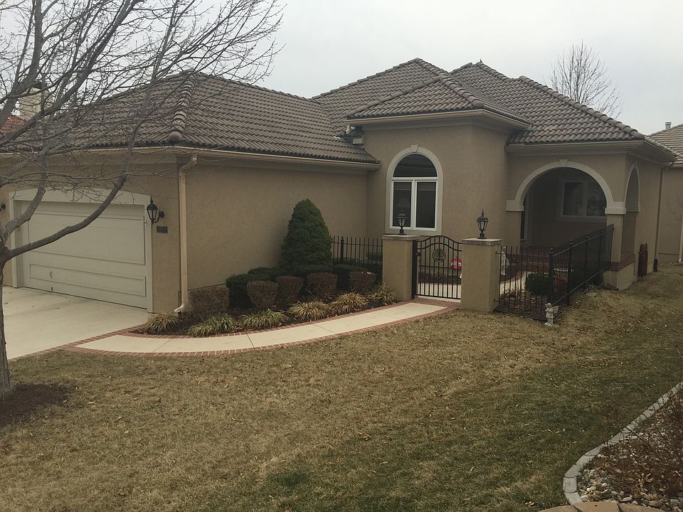 Lakewood Villa FSBO