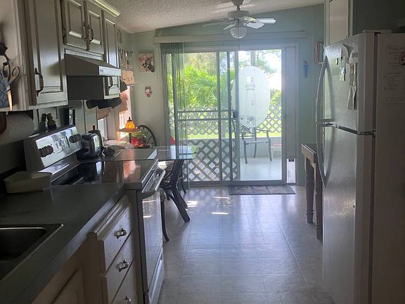 3rd image of 4311 SE Sweetwood Way