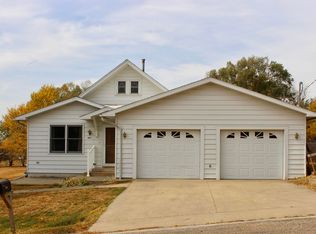 409 Washington St, Cumberland, IA 50843