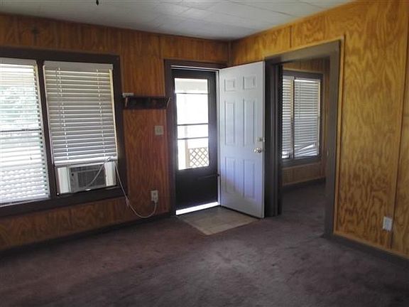 4th image of 1616 Guadalupe St