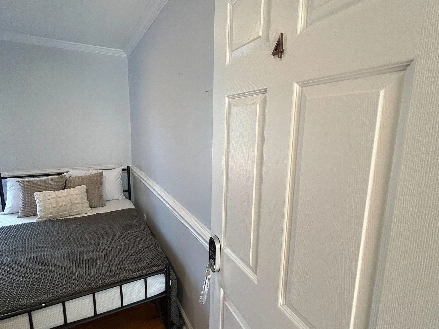 4 bed, 3.0 bath, 2127 sqft, $910 — Photo 3