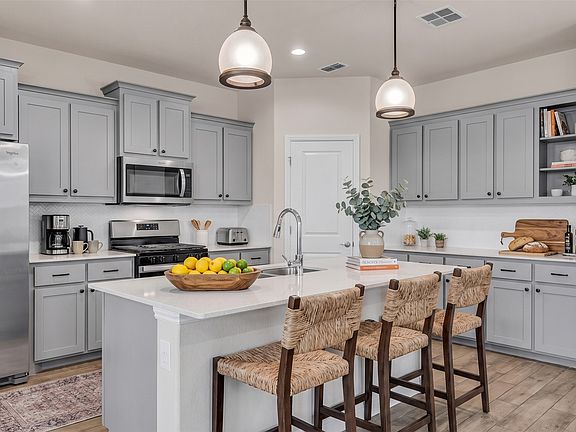 2nd image of 1016 Kirkham Way