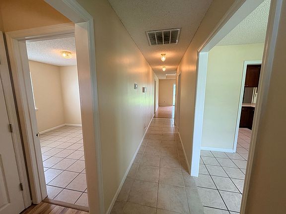2nd image of 3905 Heatherwoods Dr