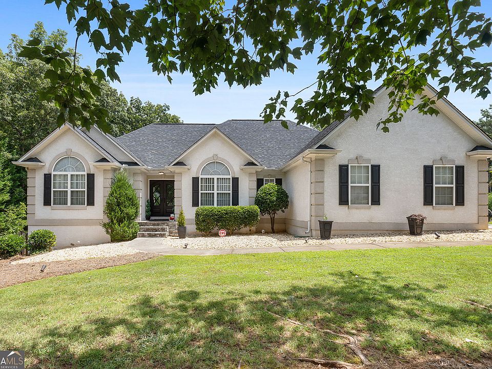 1st image of 240 McGarity Dr