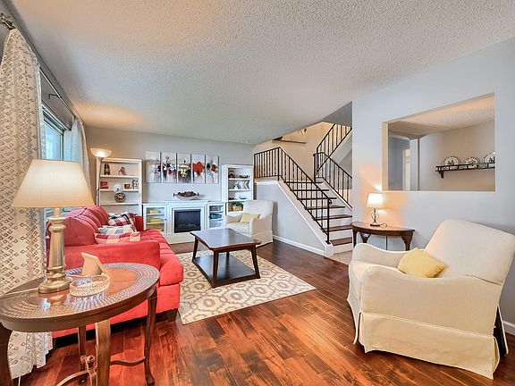 Front living space as you enter the front door.