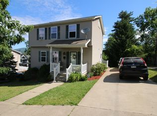 1013 Ash St, Scranton, PA 18510