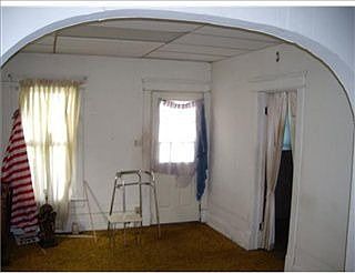 2nd image of 126 Huey St