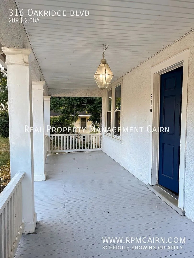 Renovated Cape Cod in Fort Hill Area with Large Great Room — Photo 3