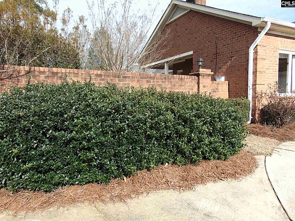 4th image of 101 Hillshire Ct