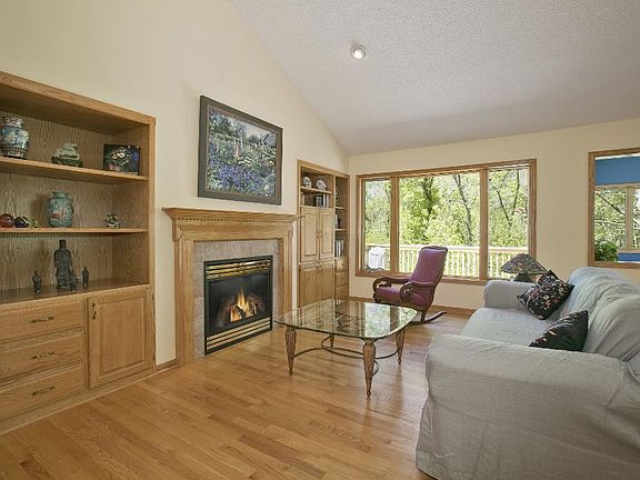 5th image of 5945 Forestview Ln N