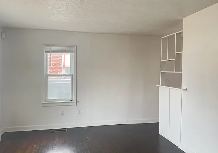 4514 Winnrose Way — Photo 5