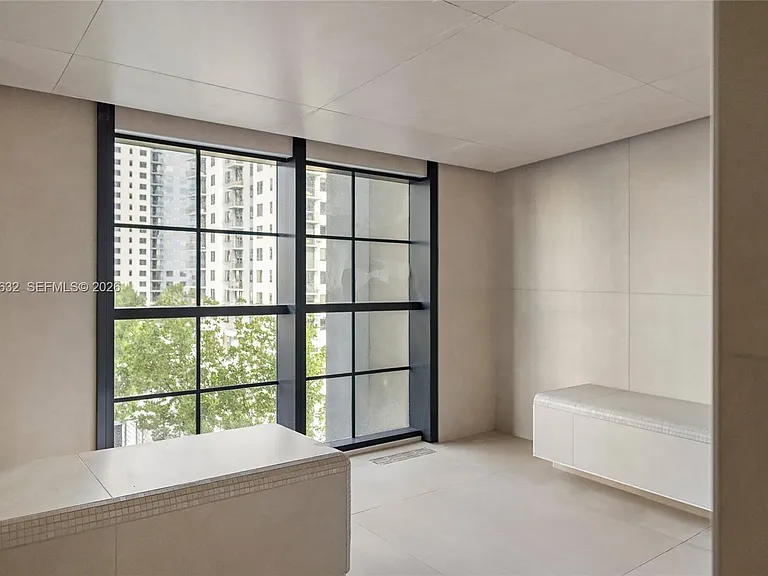 159 NE 6th St #4010 — Photo 17