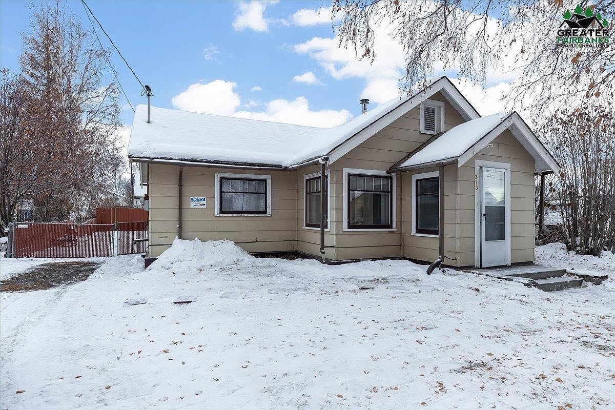 313 Minnie St, Fairbanks, AK 99701 | Zillow