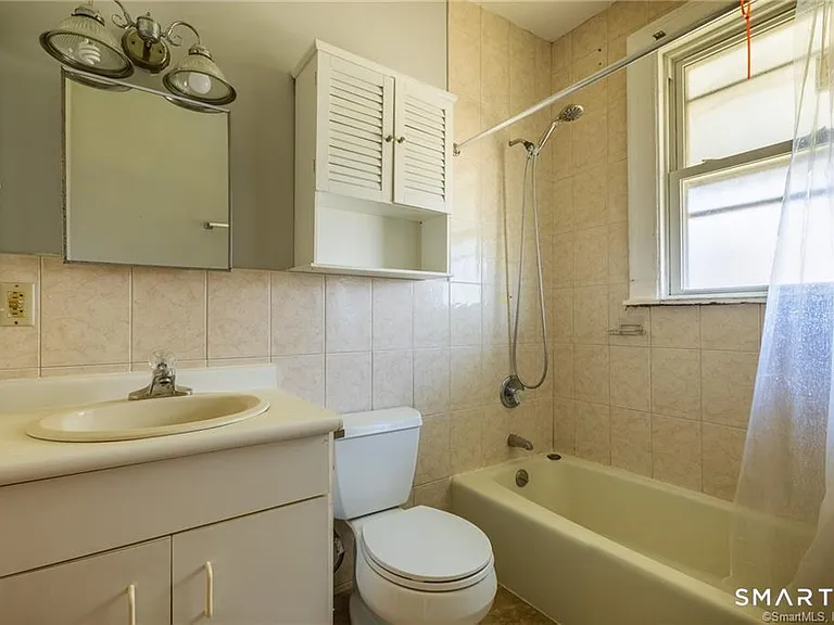 56 Park Ave #201 — Photo 5