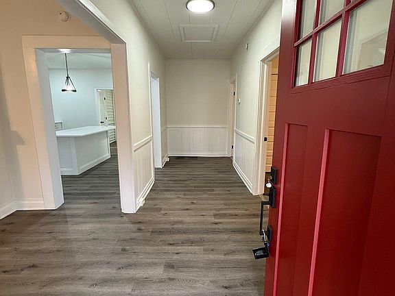 4th image of 2432 Milton Ave