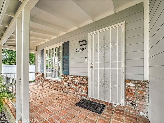4th image of 22907 Leonora Dr