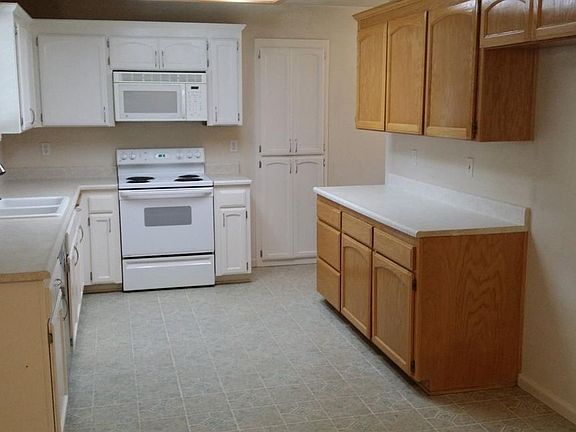 5th image of 303 Winship Ct
