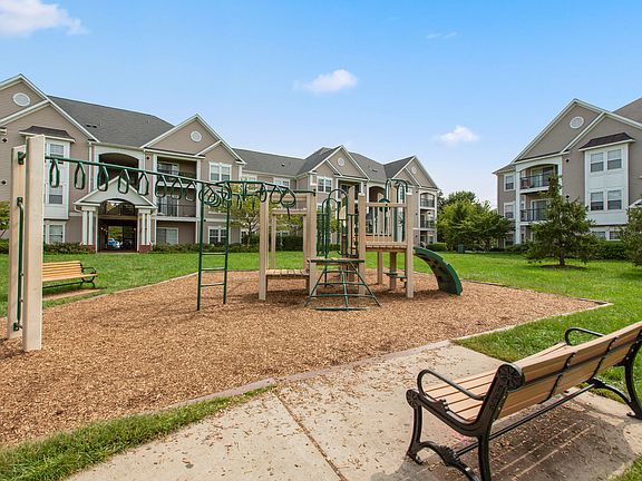 5th image of 13950 Rockland Village Dr #3963-202