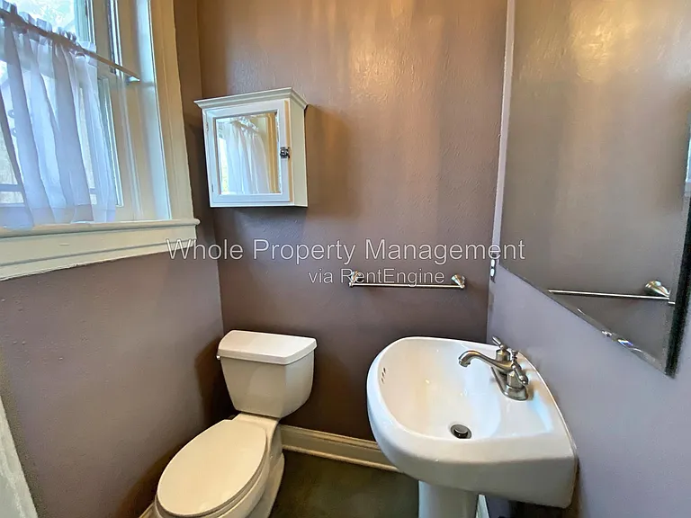 2046 N Ogden St — Photo 12