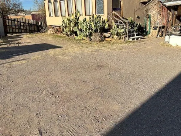 313 W Riverside Dr, Truth Or Consequences, NM 87901