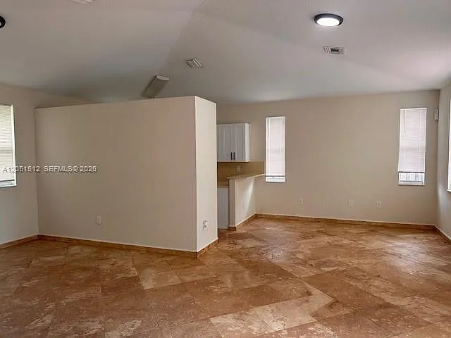Lincoln City Sec H — Photo 3