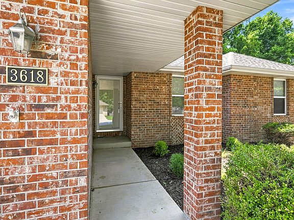 4th image of 3618 W Vincent Drive